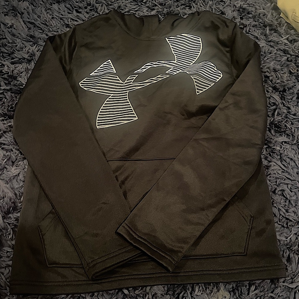 Boys under armour hoodie brand new.
